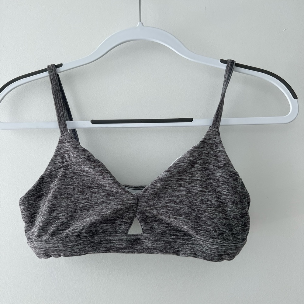 Alo sports bra